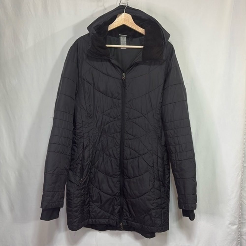 👂🏽 Champion black hooded quilted car coat: